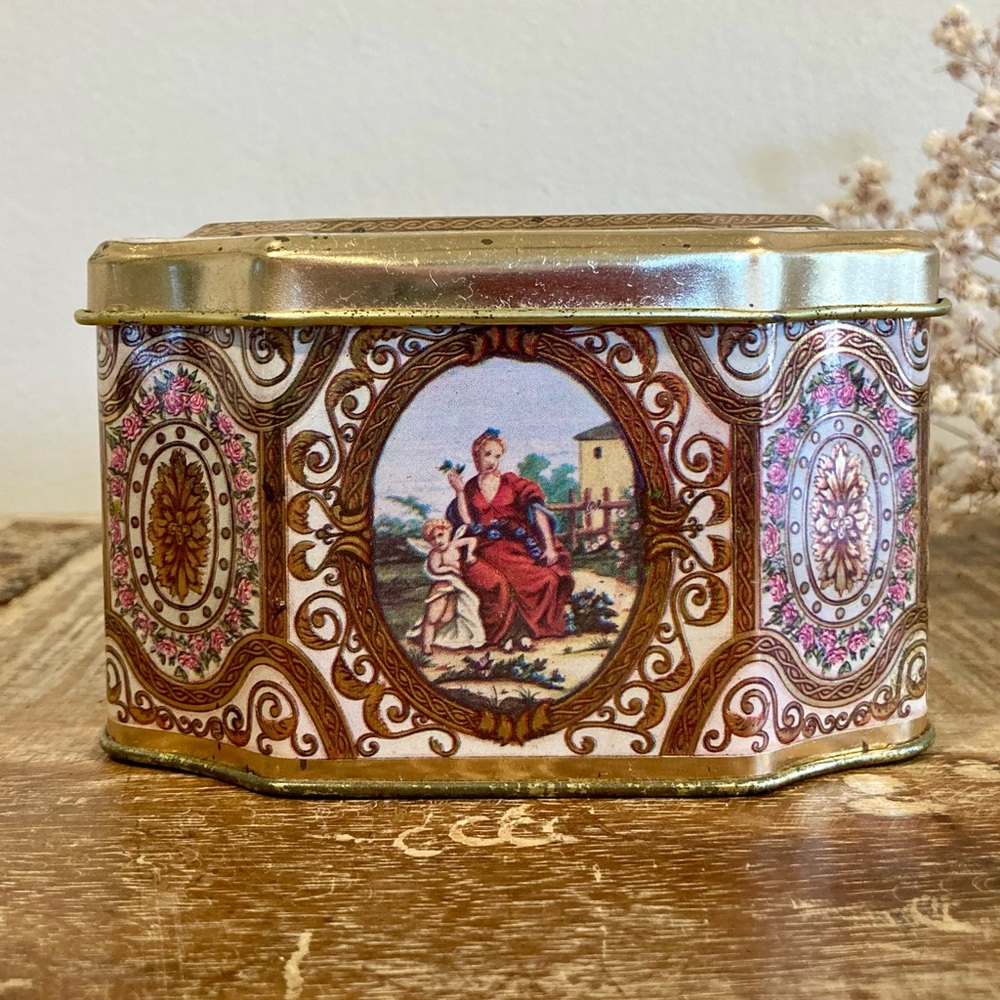 Vintage Metal Tin Meister Brazil Trinket Box